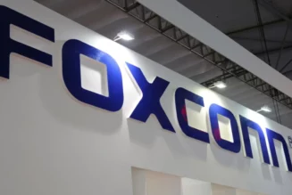 Foxconn Group to hire 100,000 workers