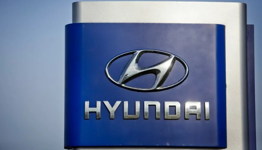 Hyundai Motor hires female production workers for the First Time in Korea