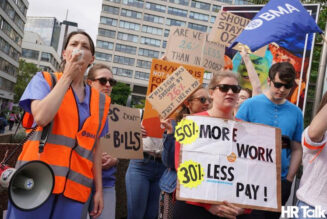 UK Government Offers Millions of Public Sector Workers Pay Raises in Push to End Strikes