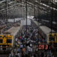 Mumbai employees of Central Railway will have flexible working hours