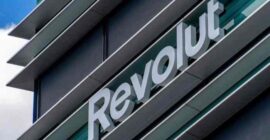 Revolut plans a 40% global employee expansion by 2024.
