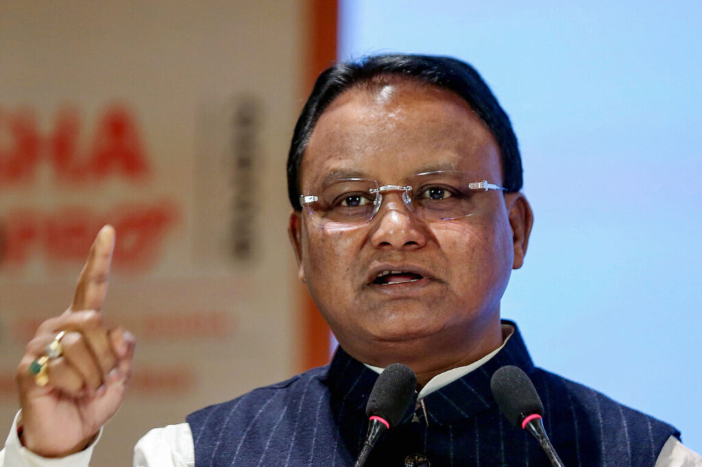Odisha Orders Salary Deductions for Government Employees Defaulting on Alimony Odisha Orders Salary Deductions for Government Employees Defaulting on Alimony